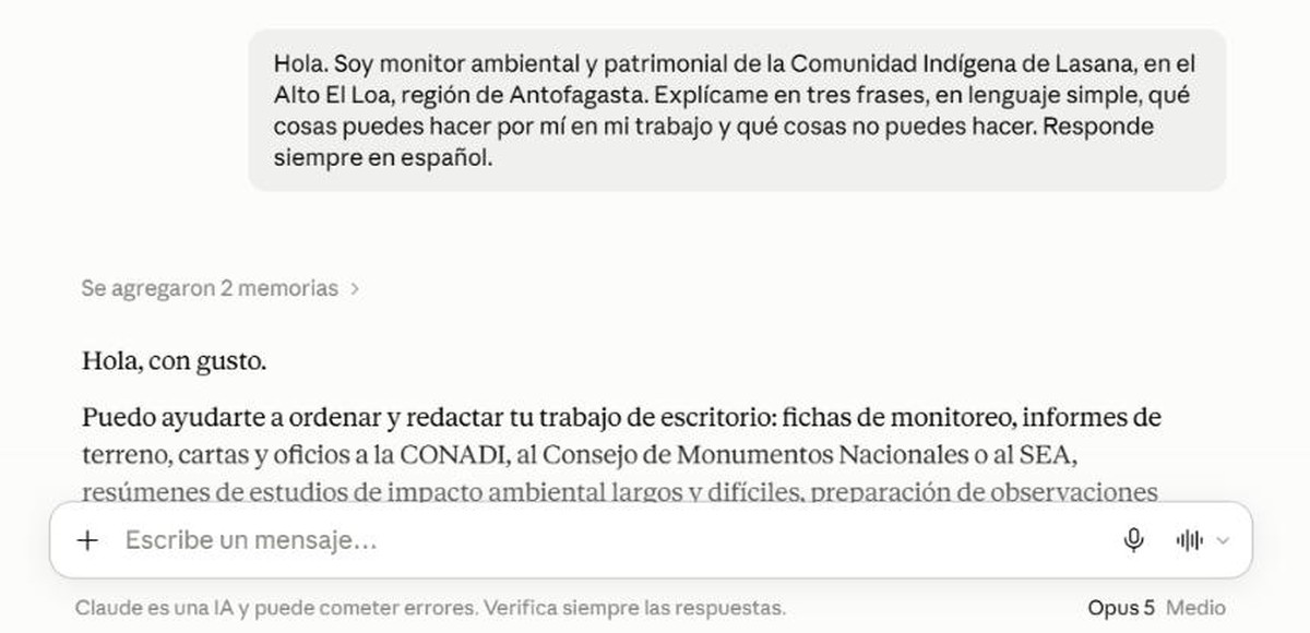 Captura pendiente: pantalla de conversación con la caja de texto, el signo + y una respuesta